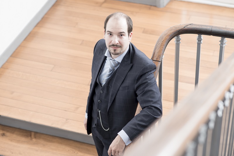 Photo of ESCP Professor Yannick Meiller in a stairwell